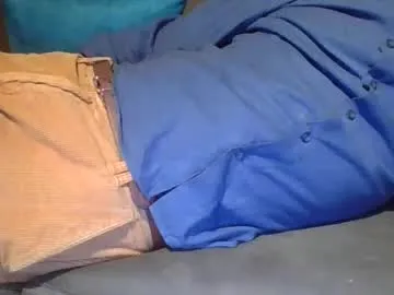 TOP_po – webcam model profile photo Image 17