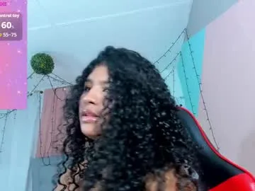 xunybany – webcam model profile photo Image 9