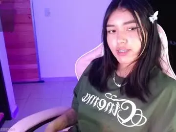 bambi_lu – webcam model profile photo Image 16