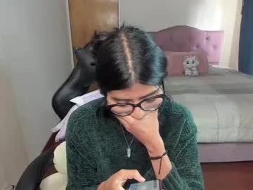 myrtlemystic – webcam model profile photo Image 14