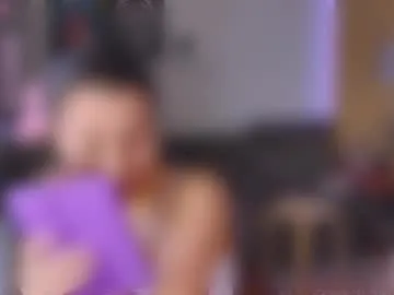 sophiemeyer – webcam model profile photo Image 4