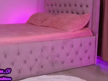 miyabe – webcam model profile photo Image 16