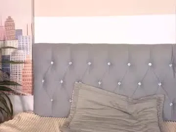 millemimi – webcam model profile photo Image 16