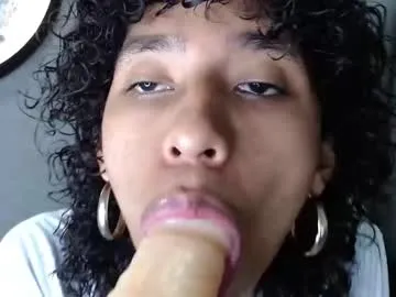 Taanni – webcam model profile photo Image 18