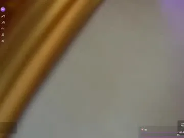 xunybany – webcam model profile photo Image 12