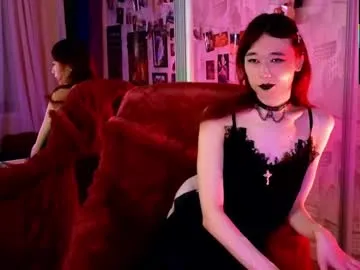 IORio2 – webcam model profile photo Image 8