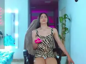 Allla – webcam model profile photo Image 10