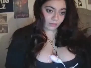 mayadashaaa – webcam model profile photo Image 4