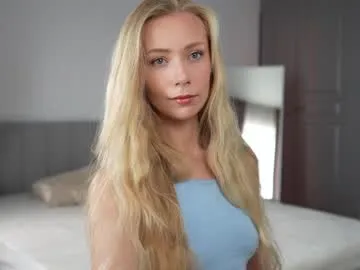 xoxo_cherry1 – webcam model profile photo Image 10