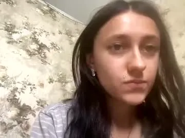 raisawetsx – webcam model profile photo Image 11