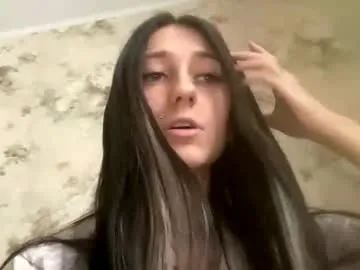 raisawetsx – webcam model profile photo Image 17