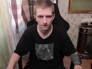 curlytwinkboy – webcam model profile photo Image 2