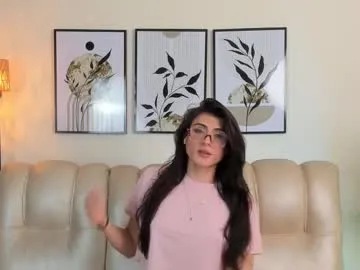 DOMINICA888 – webcam model profile photo Image 10