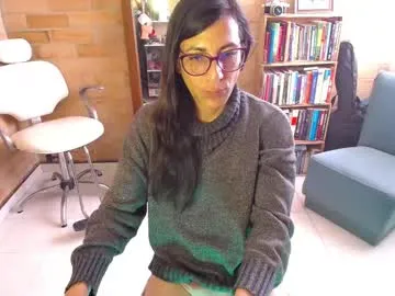 faplex – webcam model profile photo Image 14