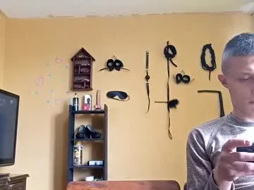 raisawetsx – webcam model profile photo Image 15