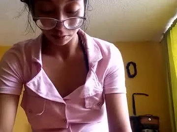 raisawetsx – webcam model profile photo Image 8