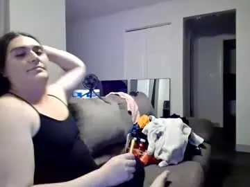 IORio2 – webcam model profile photo Image 12