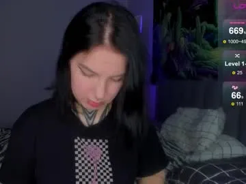 bambi_lu – webcam model profile photo Image 16