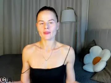 cuddlingbunnny – webcam model profile photo Image 10