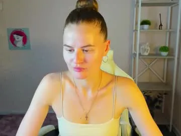 cuddlingbunnny – webcam model profile photo Image 14