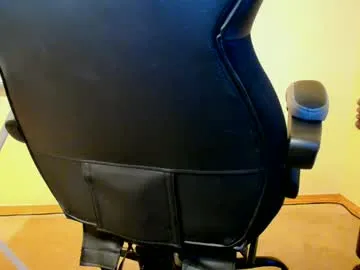 octavarium211 – webcam model profile photo Image 7