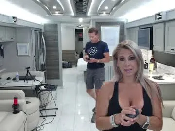 alia_skay – webcam model profile photo Image 7