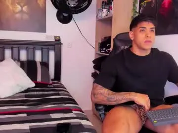 octavarium211 – webcam model profile photo Image 15