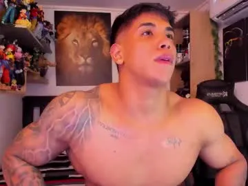 octavarium211 – webcam model profile photo Image 8