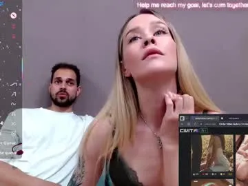 miaandmolly_ – webcam model profile photo Image 3