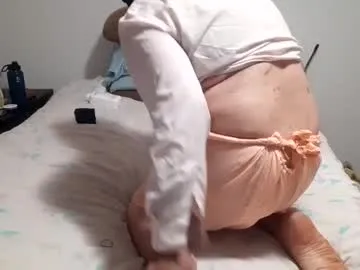 CUMshotik23 – webcam model profile photo Image 10