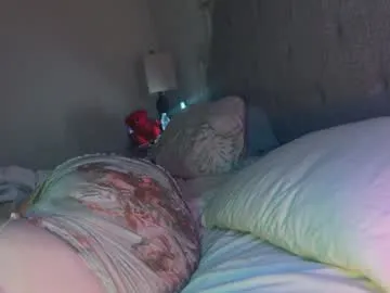 Bikergirl_97 – webcam model profile photo Image 2