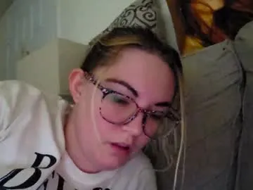 Bikergirl_97 – webcam model profile photo Image 3