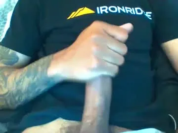 elisonni – webcam model profile photo Image 11