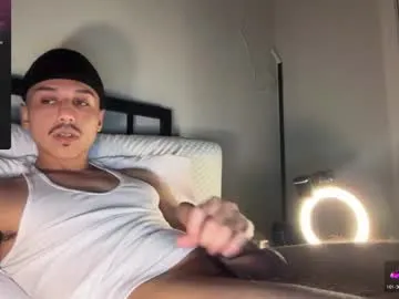 octavarium211 – webcam model profile photo Image 10