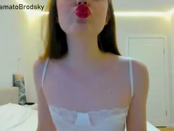 lauraagomezz__ – webcam model profile photo Image 2