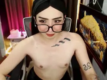 milly_shy – webcam model profile photo Image 13