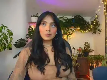 millemimi – webcam model profile photo Image 8