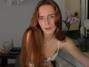 millemimi – webcam model profile photo Image 10