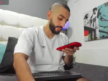 creloxp – webcam model profile photo Image 2