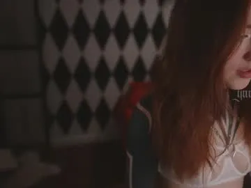 hat_on – webcam model profile photo Image 18