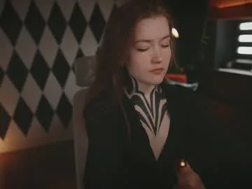 hat_on – webcam model profile photo Image 2