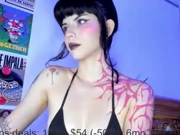 luckrose – webcam model profile photo Image 13
