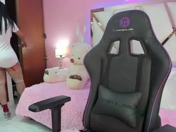 alexa472 – webcam model profile photo Image 1