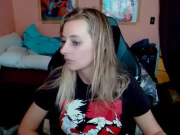 IORio2 – webcam model profile photo Image 5