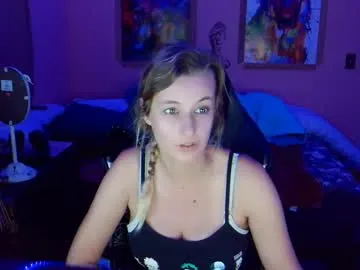 IORio2 – webcam model profile photo Image 8