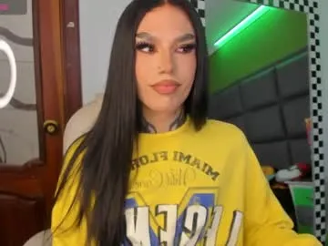 littlesweettifany – webcam model profile photo Image 2