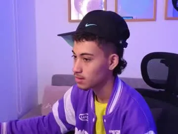 kustom77 – webcam model profile photo Image 7