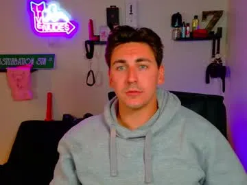 benjamin613999 – webcam model profile photo Image 16