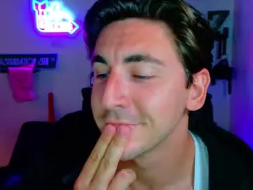 benjamin613999 – webcam model profile photo Image 6