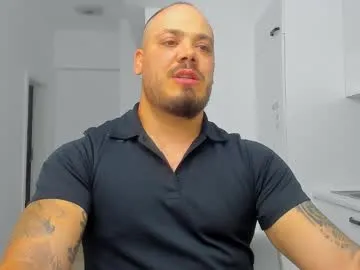 octavarium211 – webcam model profile photo Image 10